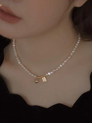 Vòng cổ ngọc trai tự nhiên đính mặt tim mạ vàng sang trọng